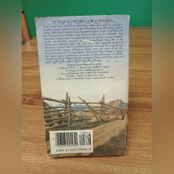 The Cherokee Trail by Louis L'Amour 1982 Paperback Edition - Picture 2 of 8